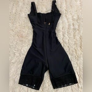 Sol beauty and care size Medium brand new but its so small can fit a small size